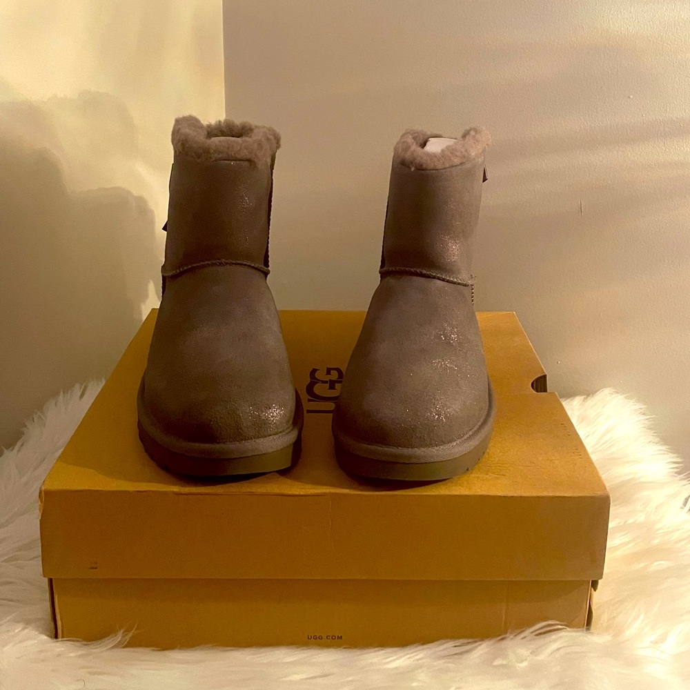 UGG Mini Bailey Bow Glimmer Boots